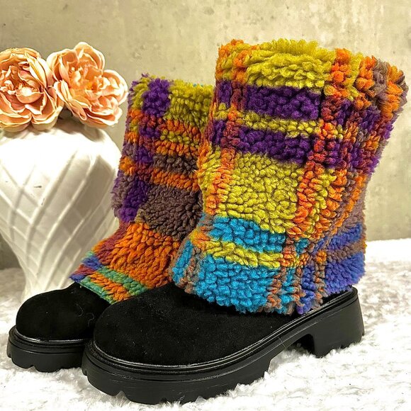 New Suede and Sweater Fold Over Boots - 9 - Picture 1 of 5
